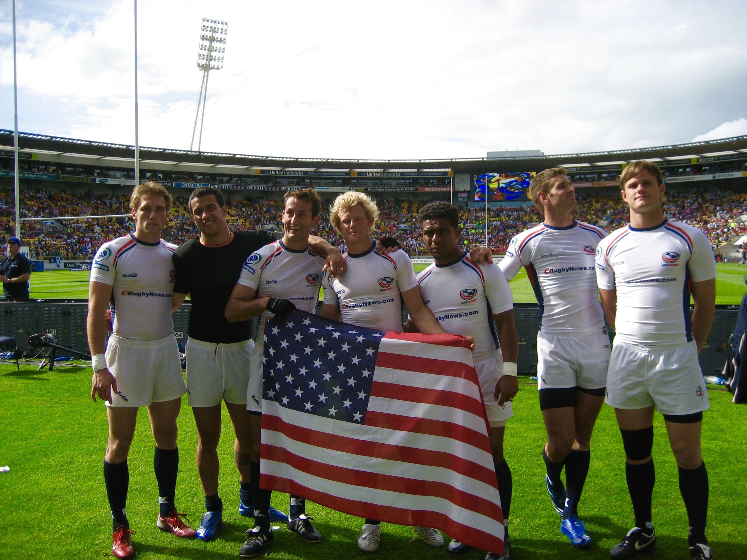USA Sevens players with an American flag