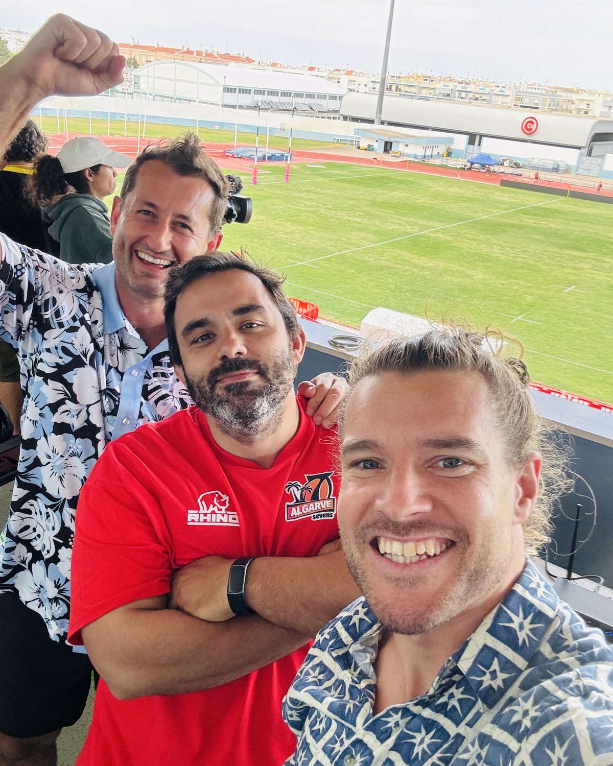 Dallen Stanford with the commentary team at the Algarve Sevens